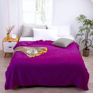 fioletowy koc, kocyk fioletowy, dekoracja łóżka, kocyk do pokoju dziecięcego